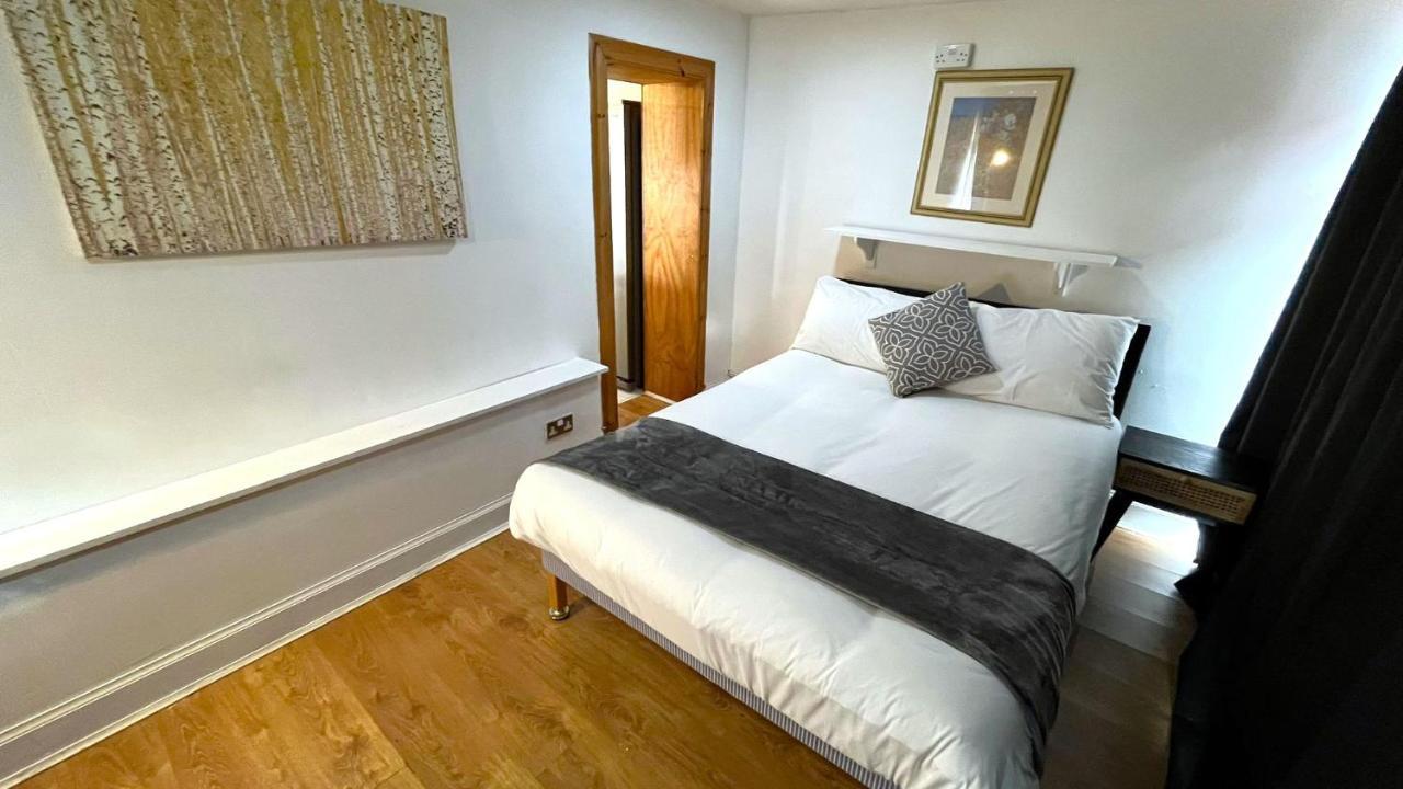 Elegant 2 Bedroom Chalet Edynburg Zewnętrze zdjęcie